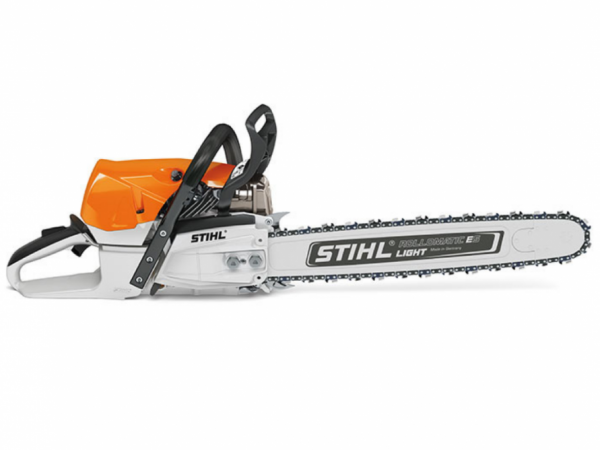 MS 462 C-M chain saw is perfectly matched for the needs of timber harvesting. The unique design makes it suitable for limbing and working on tough slopes