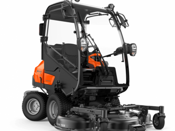 High-capacity diesel-powered front mower offering unbeatable maneuverability and productivity in complex and narrow environments 
