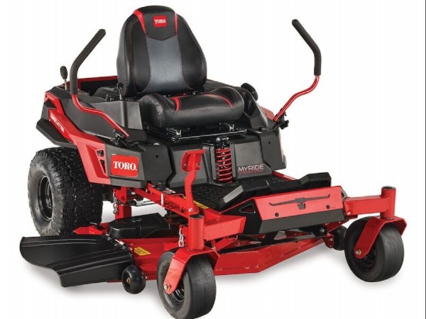 When it comes to your yard, second best just won't cut it. That's why the Toro TimeCutter MAX is designed to take down grass like a pro.